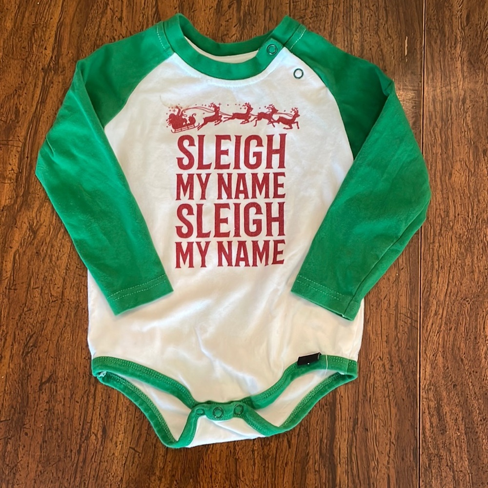 Funny Holiday Onesie 🎄🎁